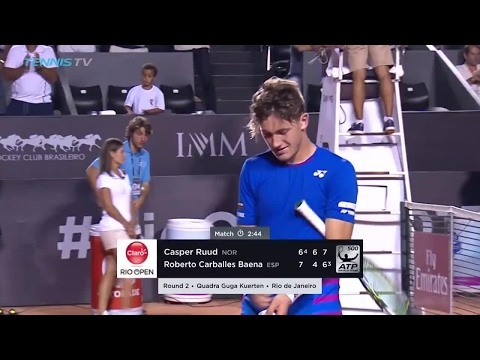 鉴于三人所 鉴于三人所